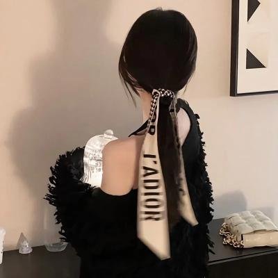 荒唐暴发户